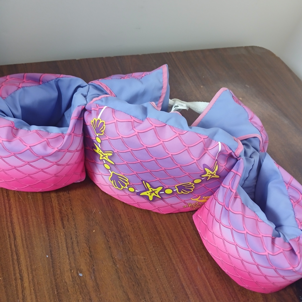 Body Glove Paddle Pals child swim vest